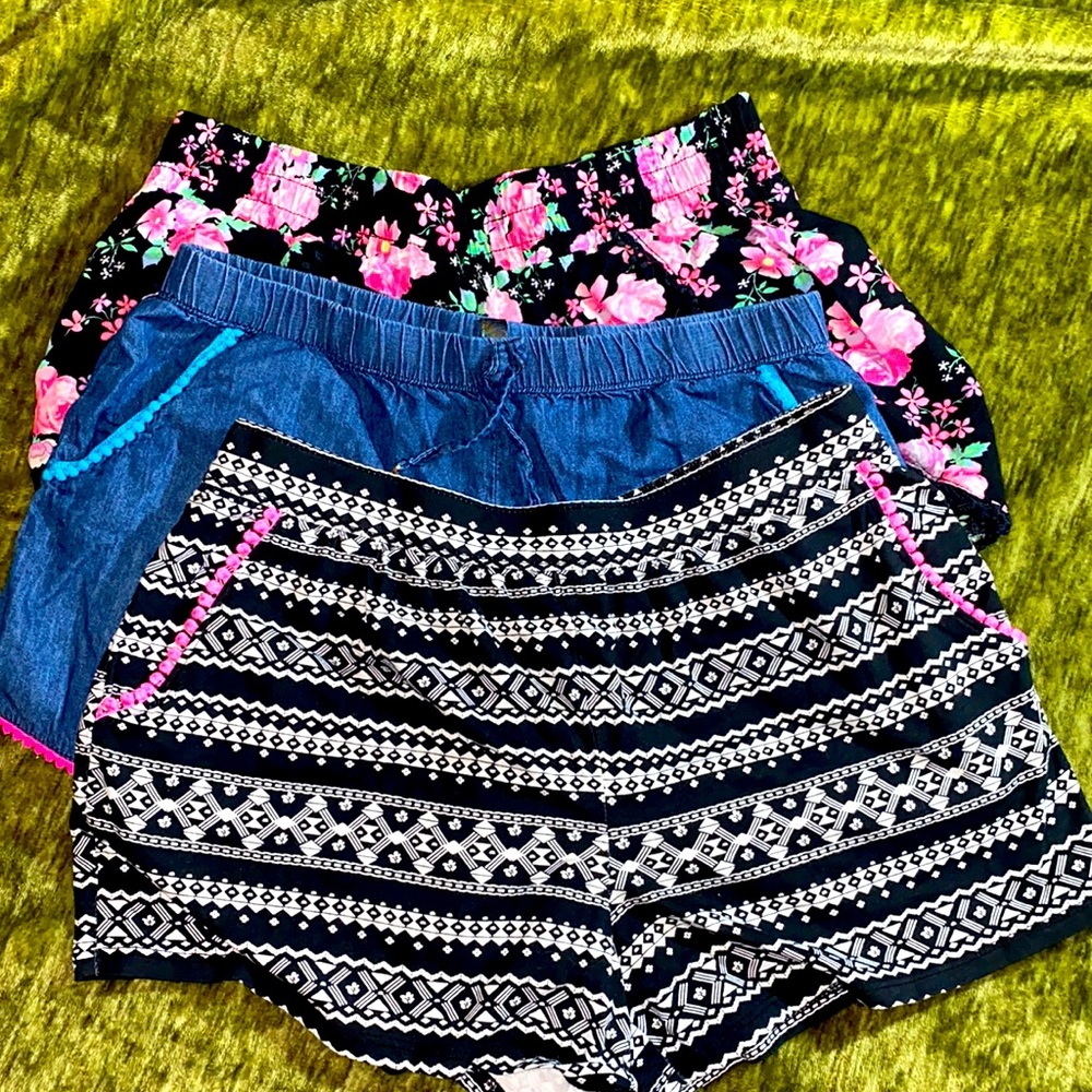 3 piece EUC Short bundle size 12 & 14